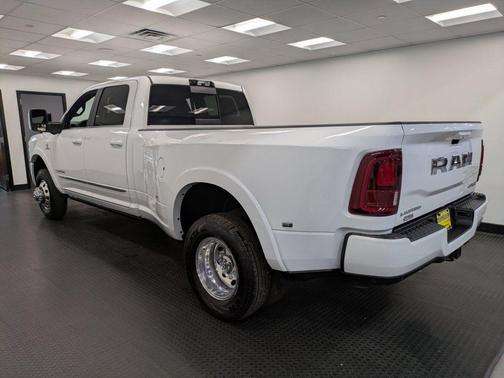 2025 RAM 3500 Limited