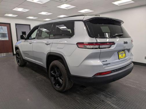 2024 Jeep Grand Cherokee L Laredo