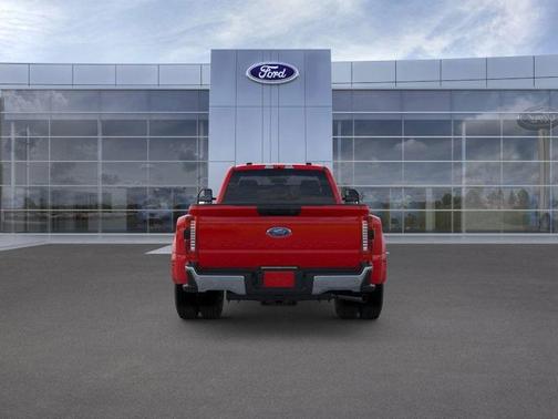 2026 Ford F-350 XLT