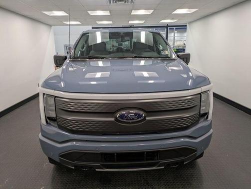 2023 Ford F-150 Lightning XLT