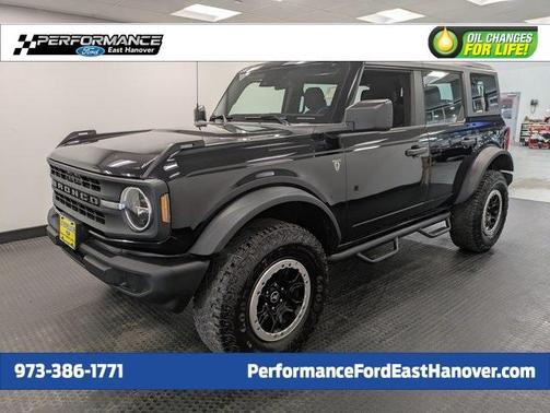2022 Ford Bronco Base