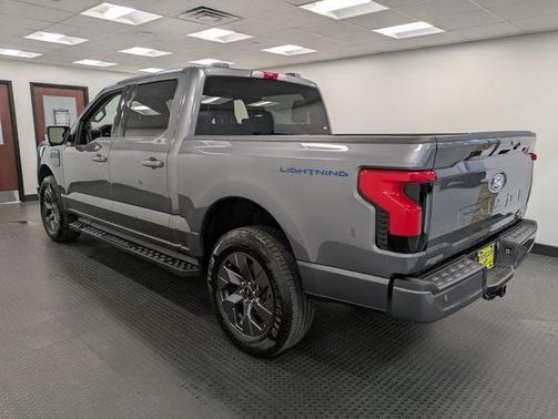 2024 Ford F-150 Lightning Flash