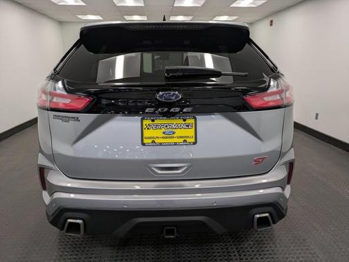 2022 Ford Edge ST