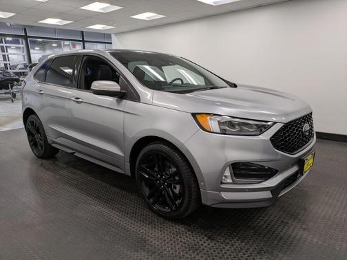 2022 Ford Edge ST