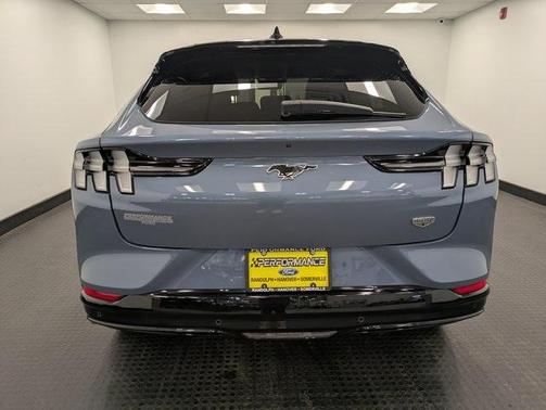 2023 Ford Mustang Mach-E California Route 1