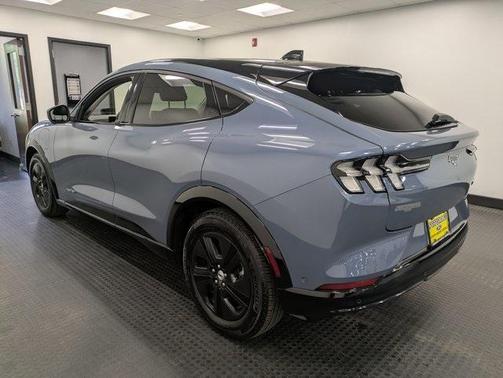 2023 Ford Mustang Mach-E California Route 1