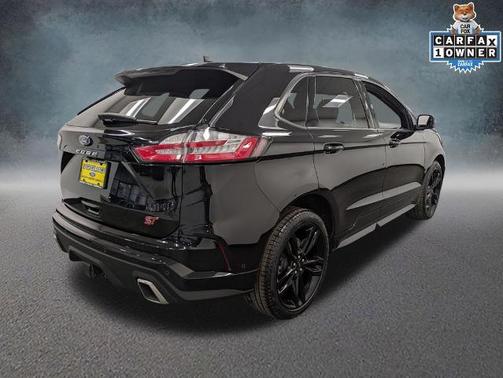AGATE BLACK METALLIC 2022 Ford Edge ST