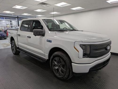 2024 Ford F-150 Lightning XLT