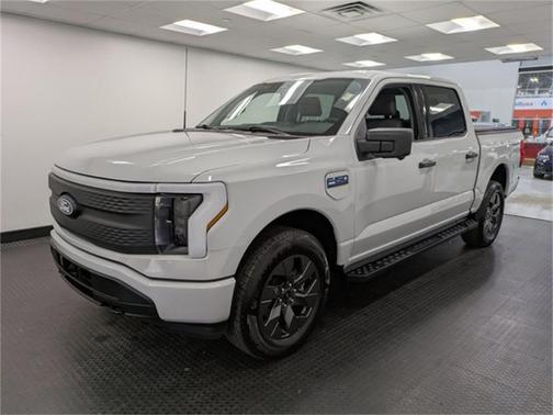 2024 Ford F-150 Lightning XLT
