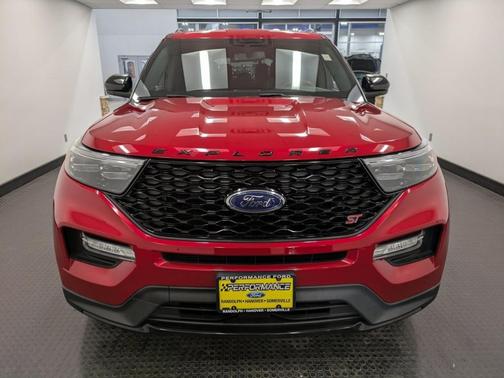2022 Ford Explorer ST