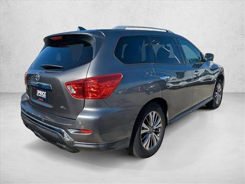 2019 Nissan Pathfinder SL