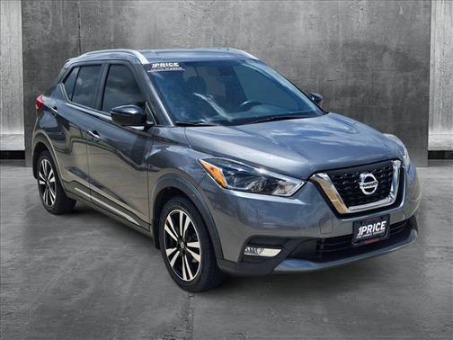 2019 Nissan Kicks SR
