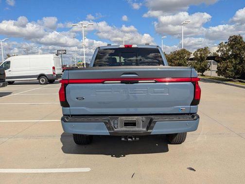 2023 Ford F-150 Lightning LARIAT