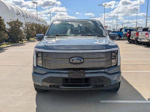 2023 Ford F-150 Lightning LARIAT