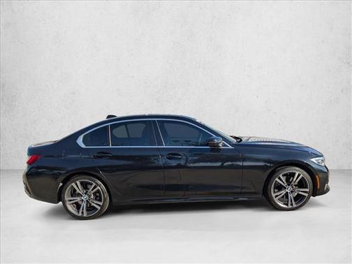 2022 BMW 330 330i