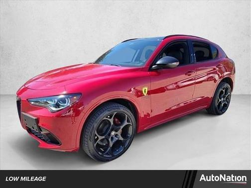 2025 Alfa Romeo Stelvio Ti