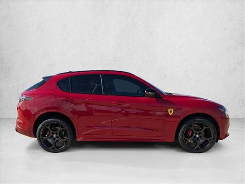 2025 Alfa Romeo Stelvio Ti