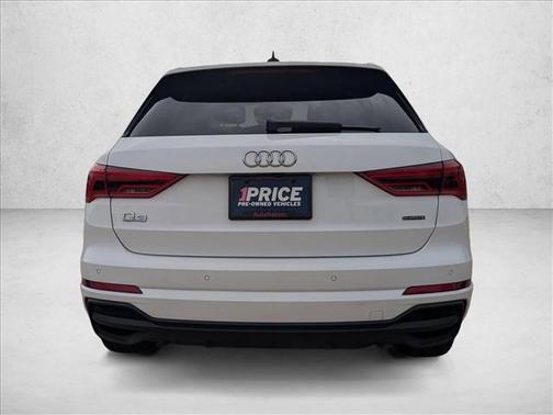 2023 Audi Q3 Premium 45 TFSI S line quattro Tiptronic