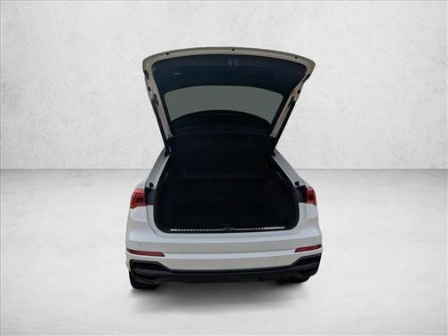 2023 Audi Q3 Premium 45 TFSI S line quattro Tiptronic