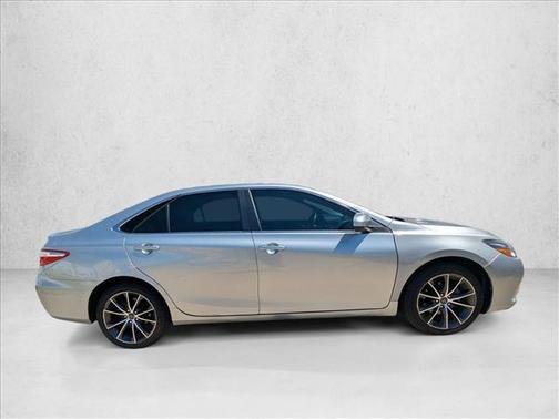 2017 Toyota Camry XSE
