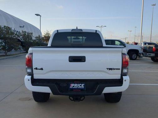 2017 Toyota Tacoma Base