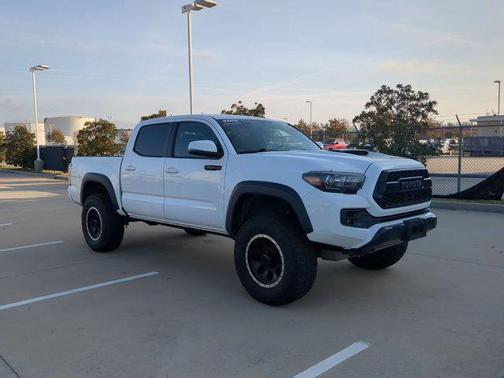 2017 Toyota Tacoma Base