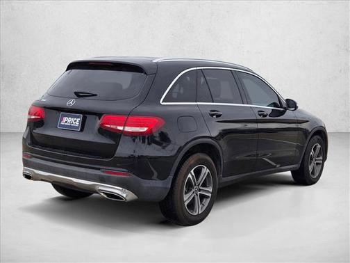 Obsidian Black Metallic 2019 Mercedes-Benz GLC 300 Base