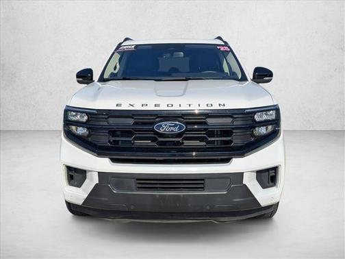 2025 Ford Expedition Max Active 4x4