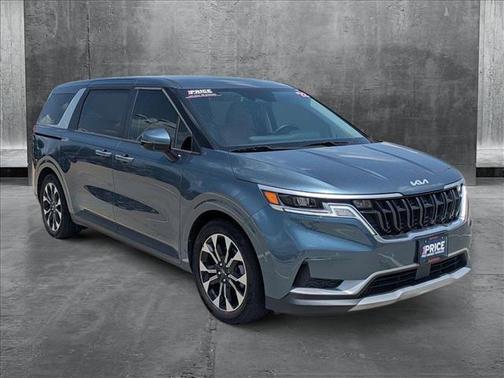 2022 Kia Carnival EX