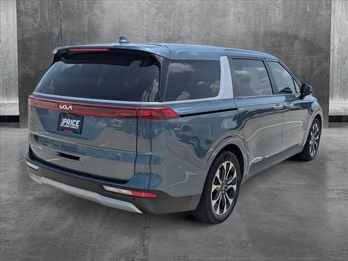 2022 Kia Carnival EX