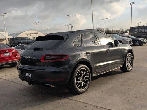 2017 Porsche Macan AWD