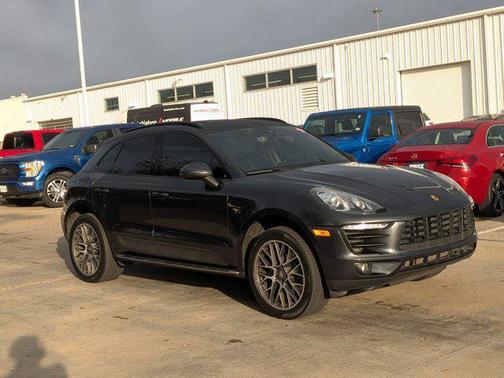 2017 Porsche Macan AWD