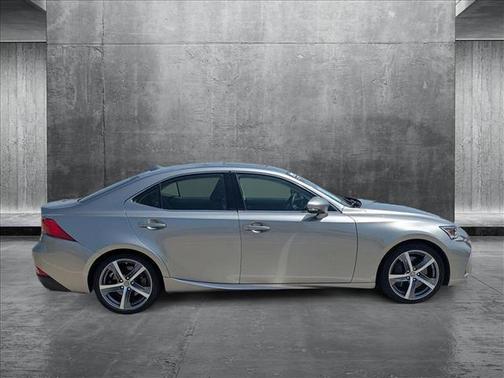 2018 Lexus IS 300 Base