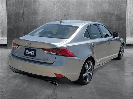 2018 Lexus IS 300 Base
