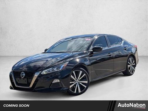 2022 Nissan Altima SR FWD
