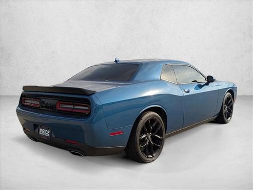 2020 Dodge Challenger SXT