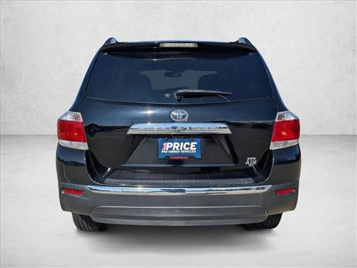 2013 Toyota Highlander SE