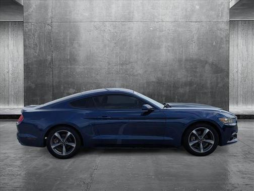 2016 Ford Mustang V6
