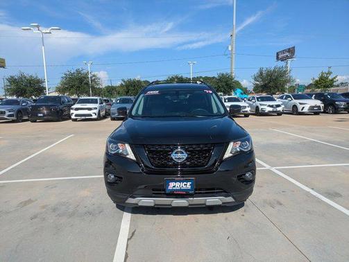 2019 Nissan Pathfinder SL
