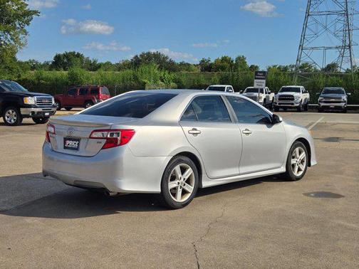 2013 Toyota Camry SE