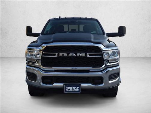 Diamond Black Crystal Pearlcoat 2020 RAM 3500 Tradesman Crew Cab 4x4 8' Box