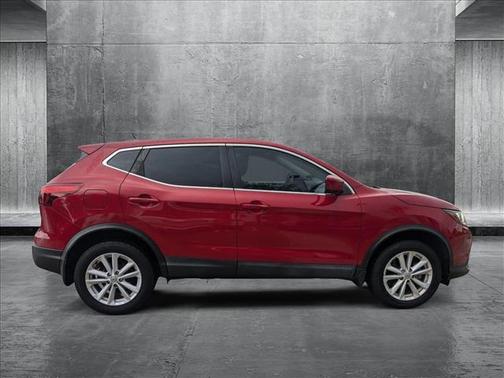 2017 Nissan Rogue Sport S