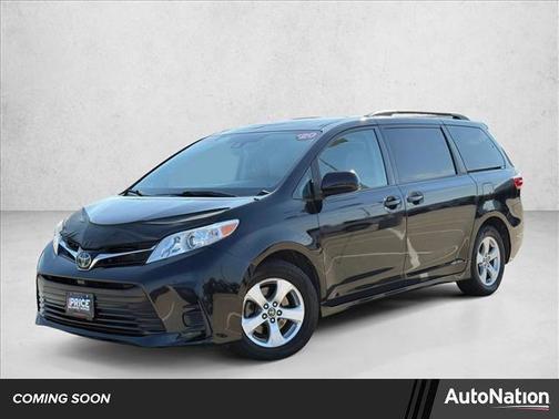 2020 Toyota Sienna LE