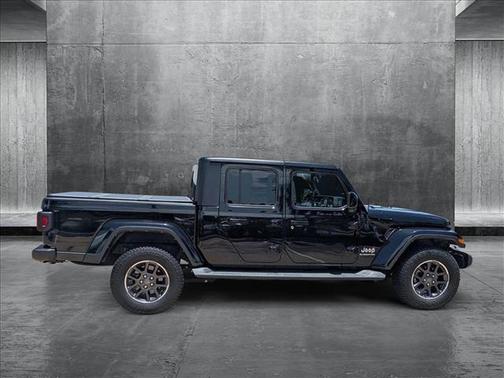 2022 Jeep Gladiator Overland