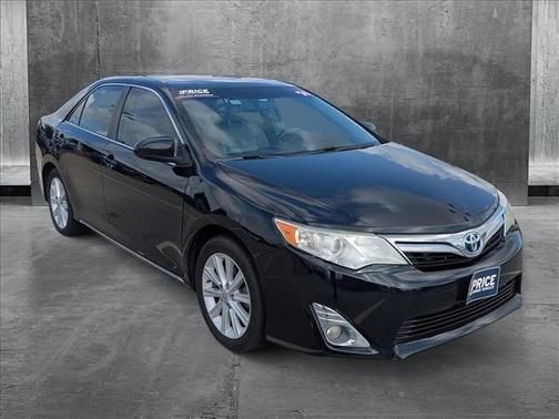 2014 Toyota Camry Hybrid XLE