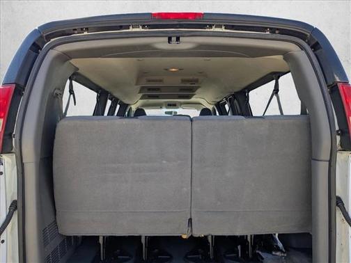 2016 Chevrolet Express 3500 LT