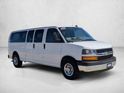 2016 Chevrolet Express 3500 LT
