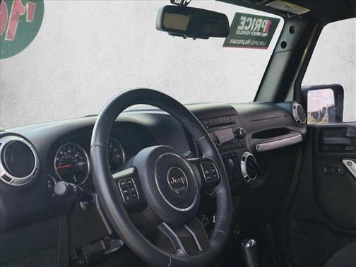 Granite Crystal Metallic Clearcoat 2016 Jeep Wrangler Sahara