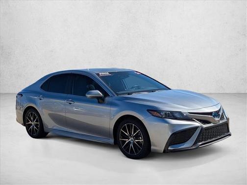 2024 Toyota Camry Hybrid SE