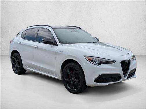 2022 Alfa Romeo Stelvio Ti